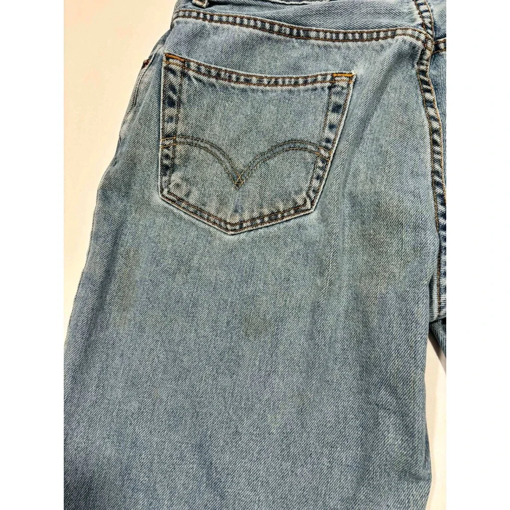 Levis 550 Relaxed Fit Jeans Mens 36x30 Light Wash Blue Denim Vintage Tapered‎